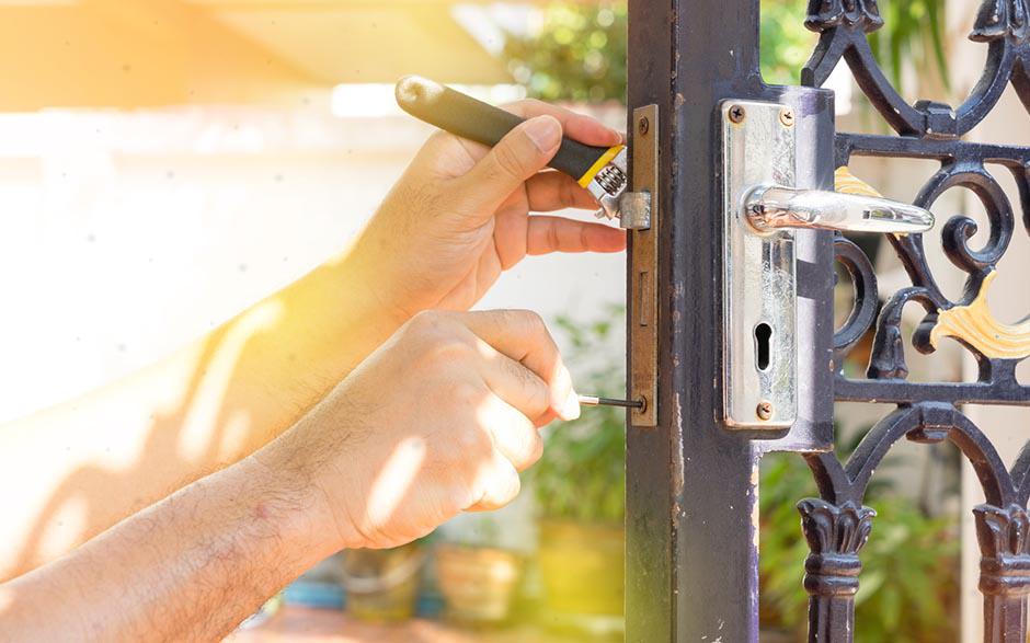 techniciens qualifiés serrurier ouverture de porte Montataire