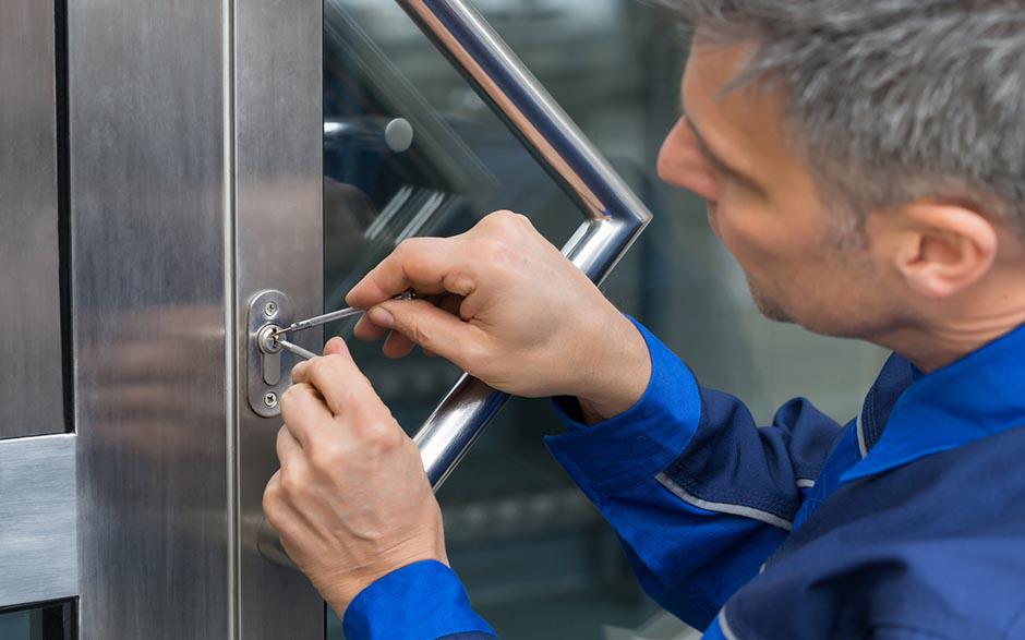techniciens qualifiés serrurier ouverture de porte Montataire